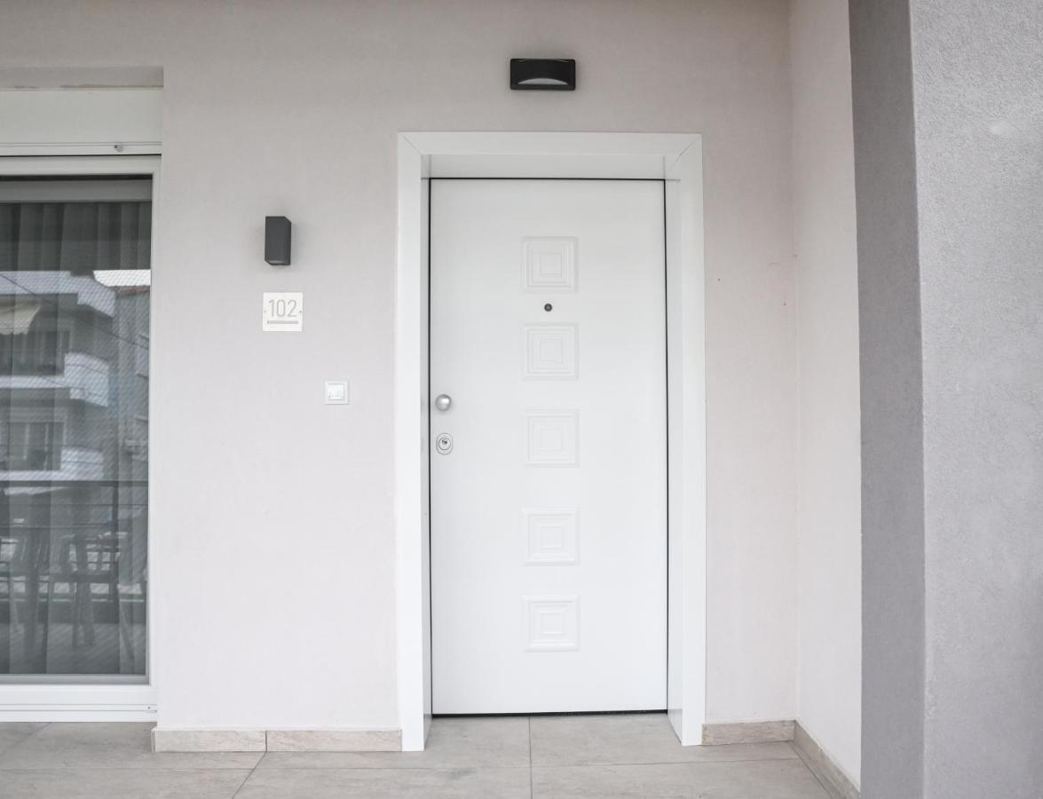 Faidra Apartments Néa Péramos Exteriér fotografie